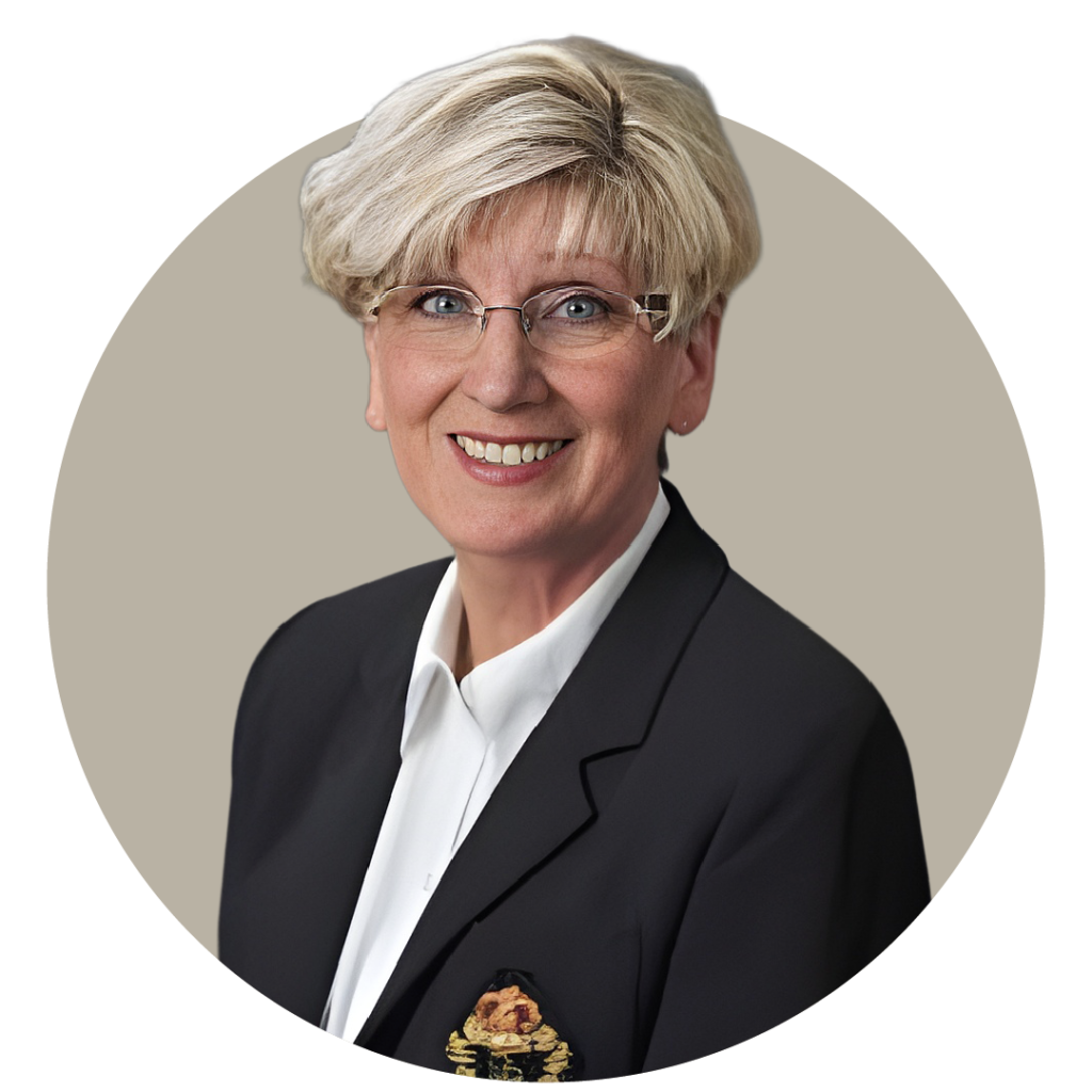 Jolee Schmalz headshot of Paradise Realty in Vero Beach, FL