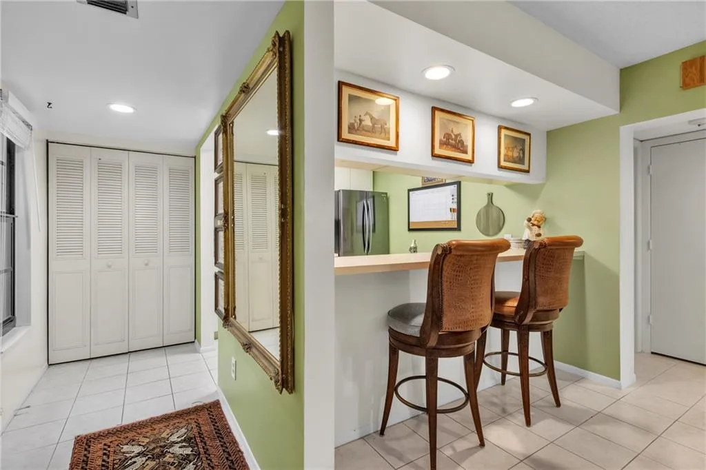 14 Plantation Dr #201 — photo 1 of 36