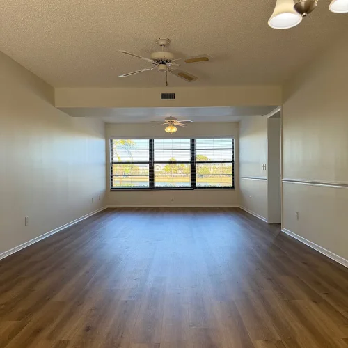 0d70c0c8ba860b6260dcf0226e0e646f-uncropped_scaled_within_1536_1152