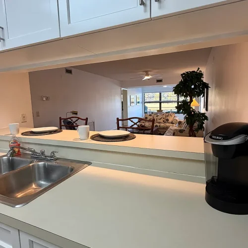 6fa7cf60192f43f493cb8383ddcb275d-uncropped_scaled_within_1536_1152