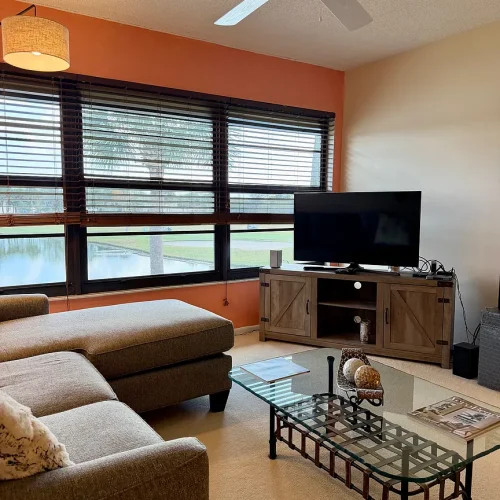 82fcd0bbfc6813988e6187cdc2f7fc0b-uncropped_scaled_within_1536_1152