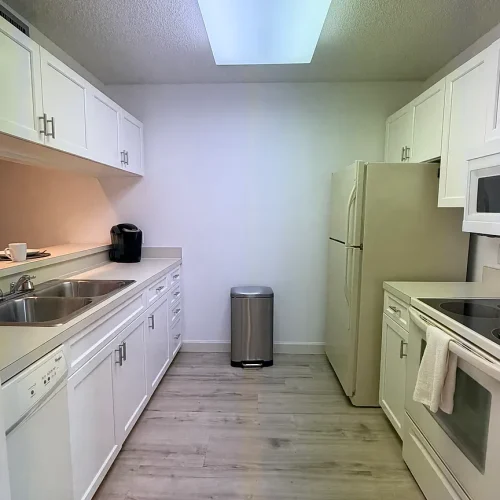 a35eeae2d326543b61c41d0386b85e93-uncropped_scaled_within_1536_1152