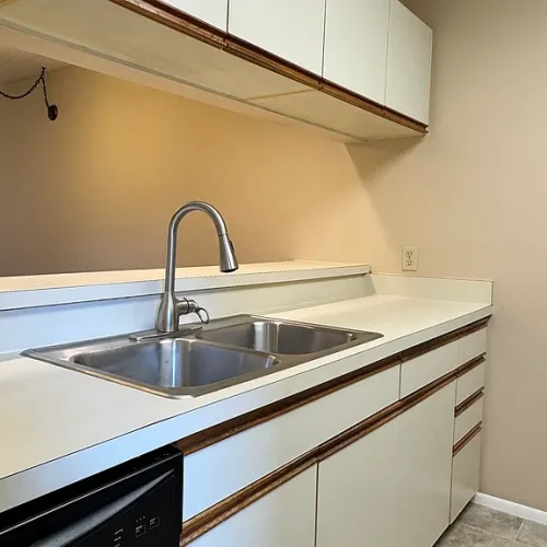 b7c28199abc8489cf0de107af1c20937-cc_ft_768