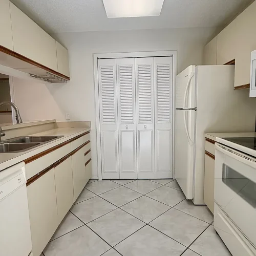 b99138540fd49994c07b808ad53f3b21-uncropped_scaled_within_1536_1152