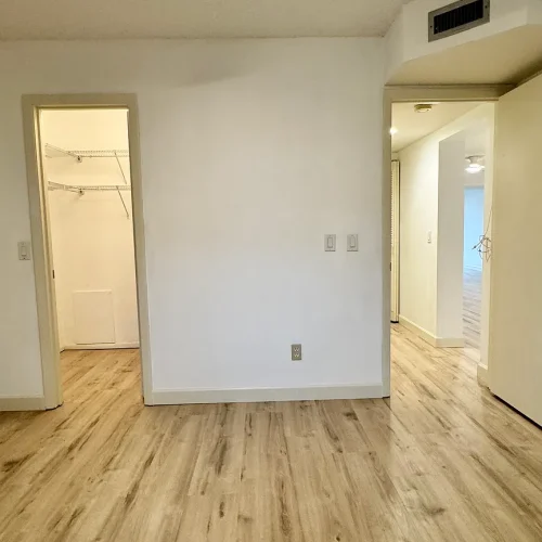 fc1b8ffe25abd42b2f05274398a47d9d-uncropped_scaled_within_1536_1152